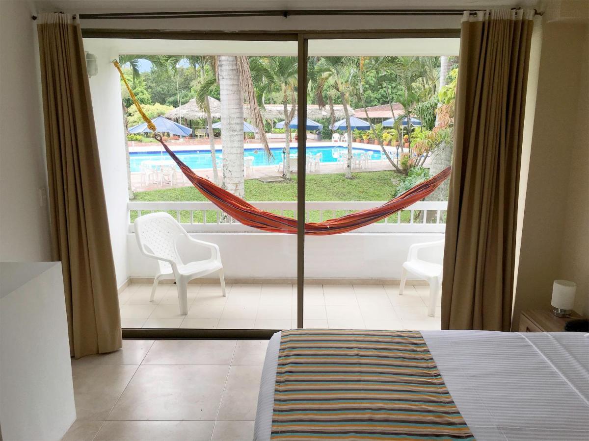 Hotel Hacienda El Diamante Villeta Esterno foto