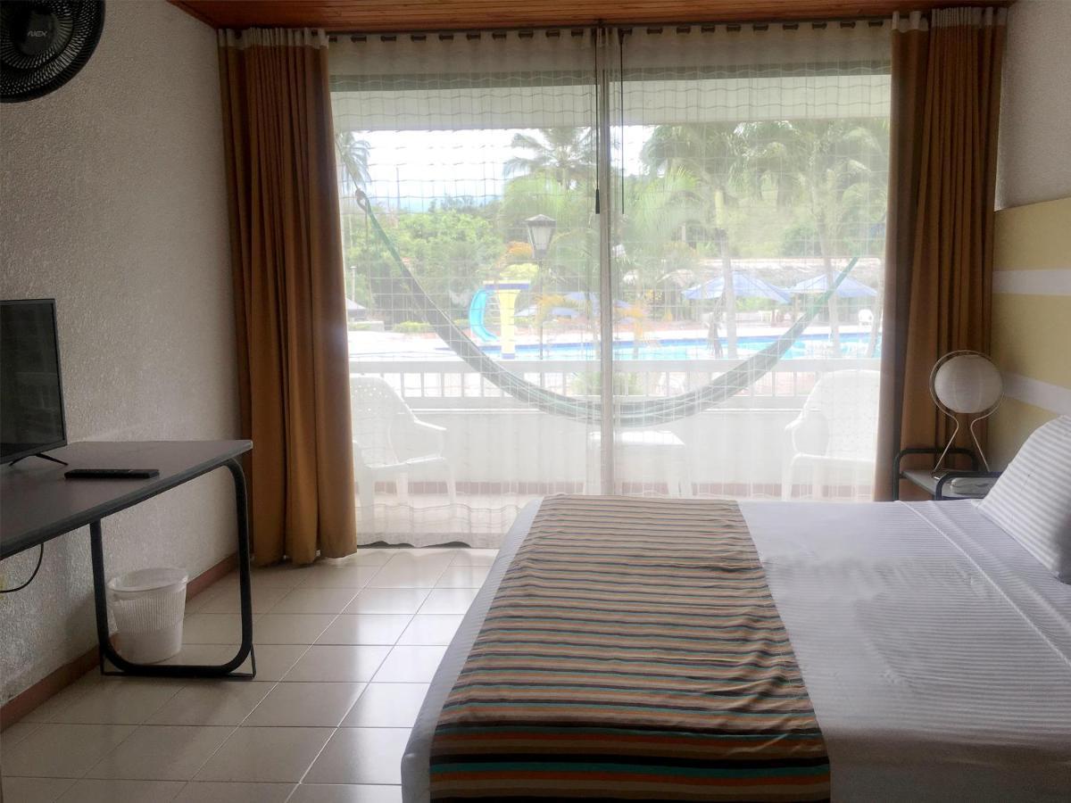 Hotel Hacienda El Diamante Villeta Esterno foto