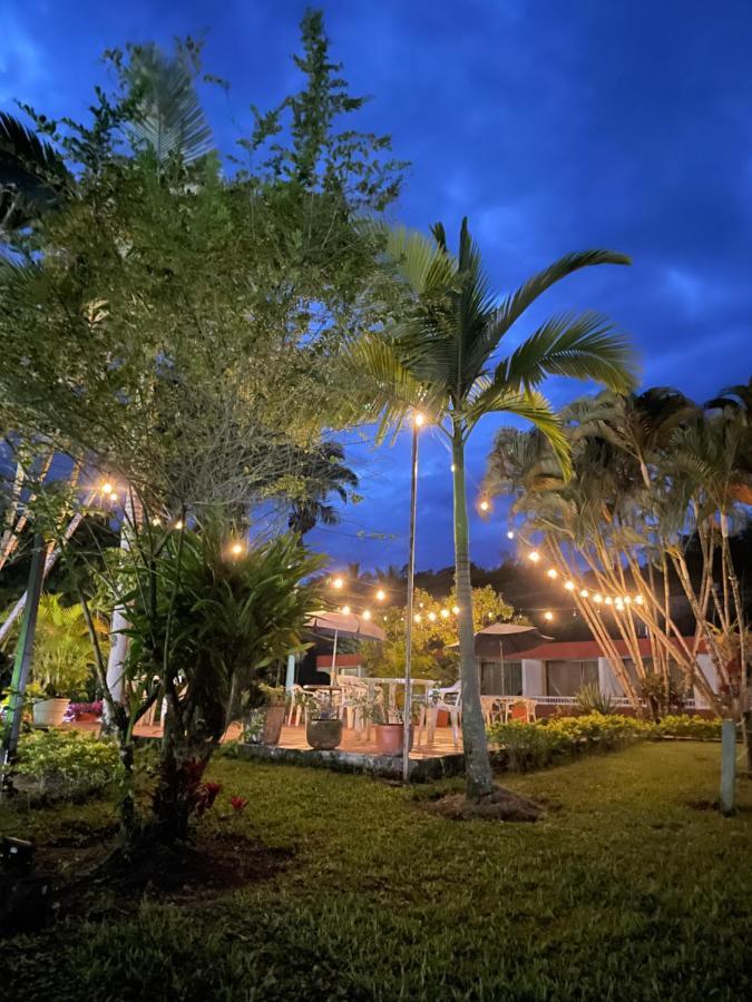 Hotel Hacienda El Diamante Villeta Esterno foto