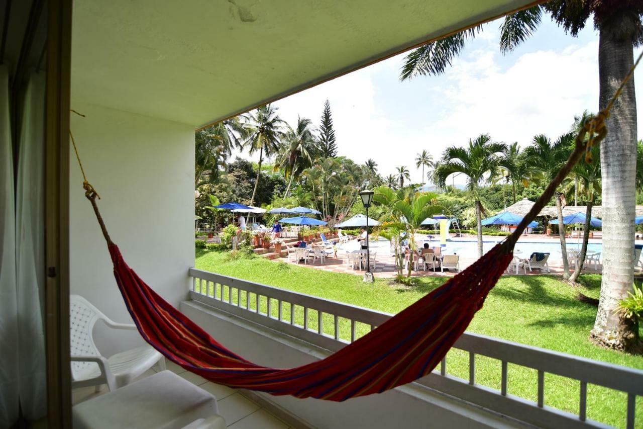 Hotel Hacienda El Diamante Villeta Esterno foto